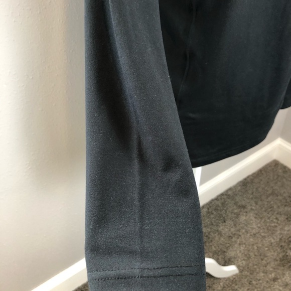 IMove 3/4 zip pullover. Size XS - Picture 8 of 15